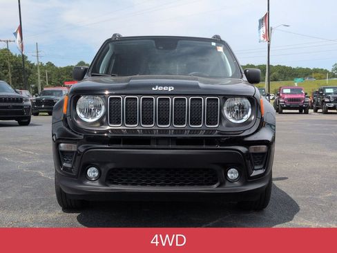 Used 2023 Jeep Renegade Latitude w/ Premium Group AWD/4WD image 7
