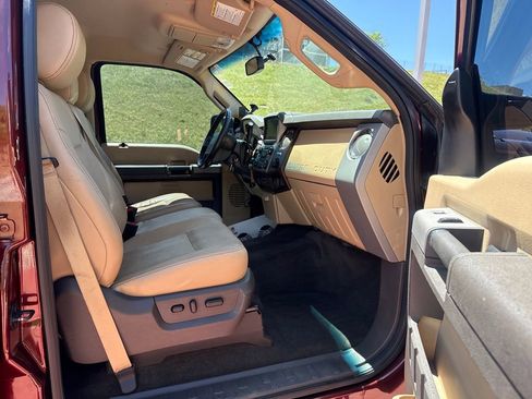 Used 2015 Ford F350 Lariat w/ Lariat Interior Package AWD/4WD image 30
