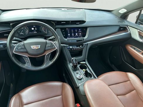 Used 2022 Cadillac XT5 Premium Luxury w/ Technology Package AWD/4WD image 21