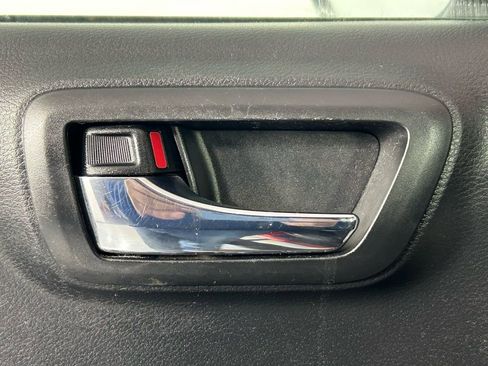 Used 2021 Toyota Tacoma TRD Sport w/ Technology Package image 31