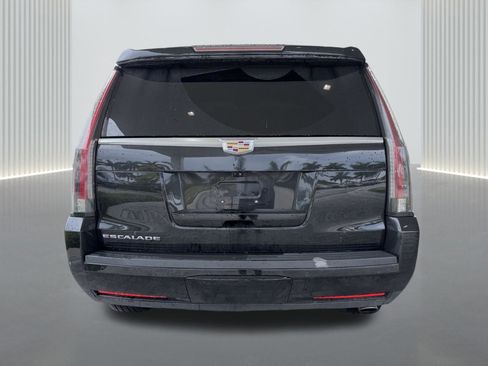 Used 2018 Cadillac Escalade Premium Luxury w/ LPO, Radiant Package image 5