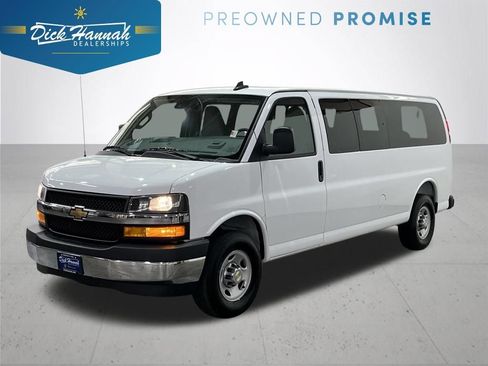 Used 2025 Chevrolet Express 3500 LT w/ LT Preferred Equipment Group RWD image 1