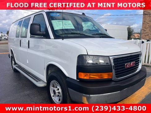 Used 2024 GMC Savana 2500 w/ Driver Convenience Package image 2