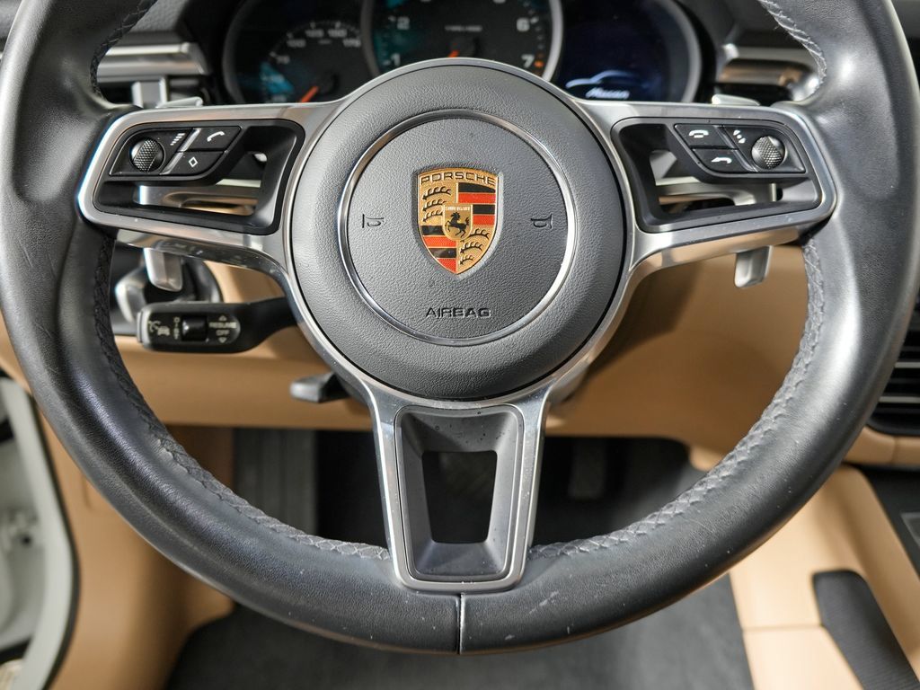 Certified 2021 Porsche Macan AWD/4WD image 27