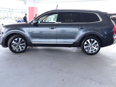 Used 2020 Kia Telluride S FWD image 10