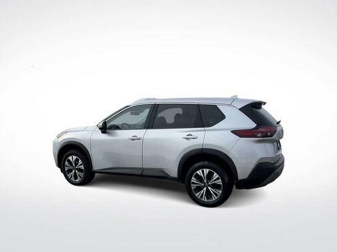 Used 2023 Nissan Rogue SV image 6