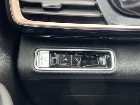 Used 2026 Buick Envision Sport Touring image 25