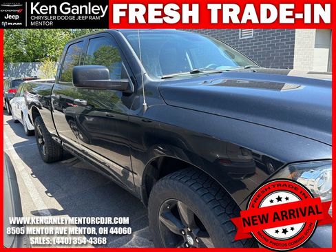 Used 2014 RAM 1500 Express w/ Black Ram 1500 Express Group AWD/4WD image 12