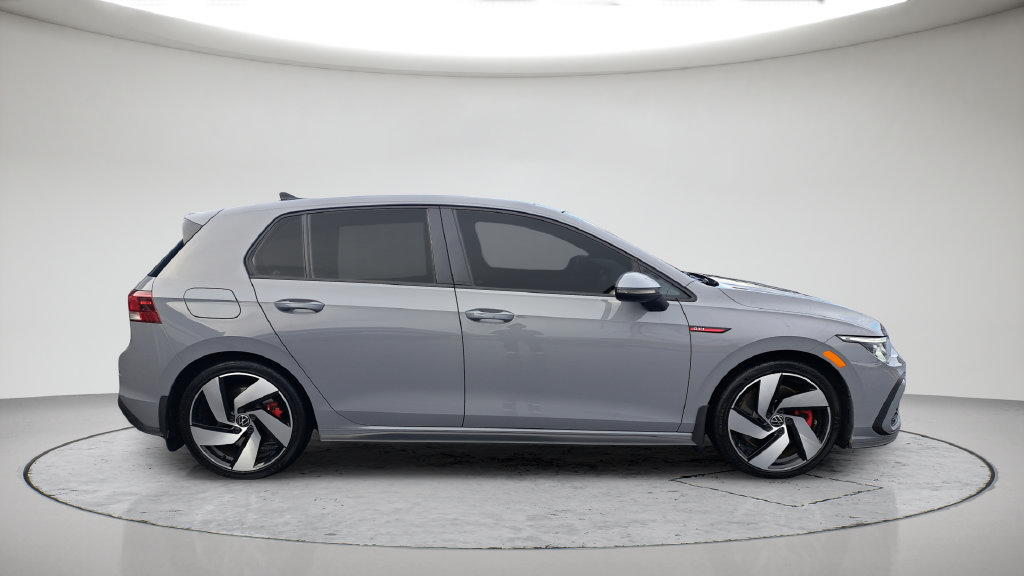 Used 2022 Volkswagen GTI SE FWD image 4