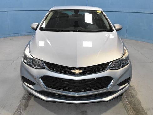 Used 2017 Chevrolet Cruze LS FWD image 23