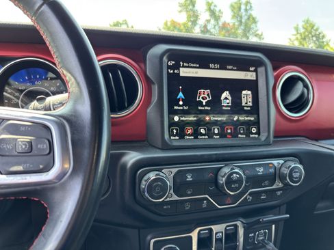 Used 2021 Jeep Wrangler Unlimited Rubicon AWD/4WD image 18