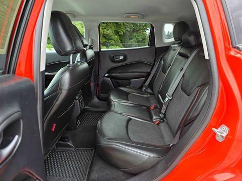 Used 2021 Jeep Compass Trailhawk AWD/4WD image 16