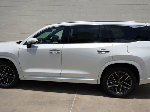 Used 2025 Lexus TX 350 AWD w/ Technology Package image 4