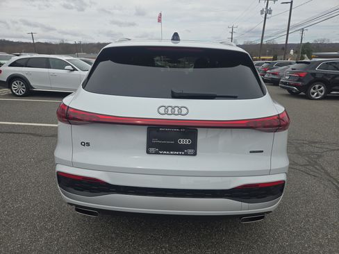 Certified 2025 Audi Q5 Premium Plus w/ Premium Plus AWD/4WD image 3