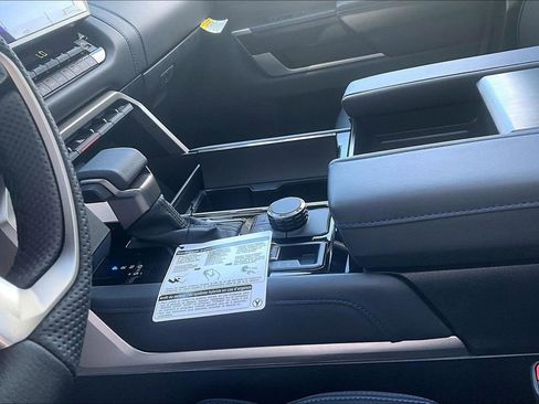 New 2026 Toyota Tundra Platinum AWD/4WD image 16