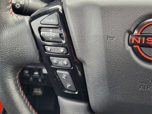 Used 2024 Nissan Frontier PRO-4X w/ Technology Package image 16