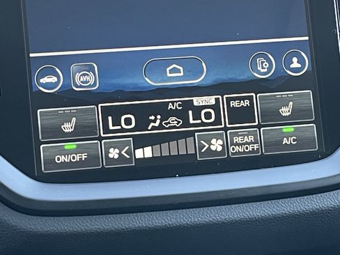 New 2025 Subaru Ascent Onyx Edition image 32