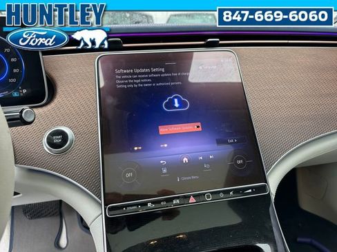 Used 2023 Mercedes-Benz EQE 350+ 4MATIC Sedan w/ Exclusive Trim Package image 20