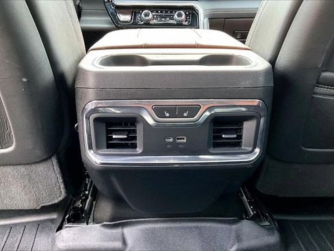 Used 2023 GMC Sierra 1500 Denali Ultimate image 17