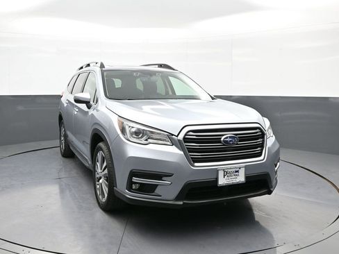 Used 2021 Subaru Ascent Limited w/ Technology Package image 3
