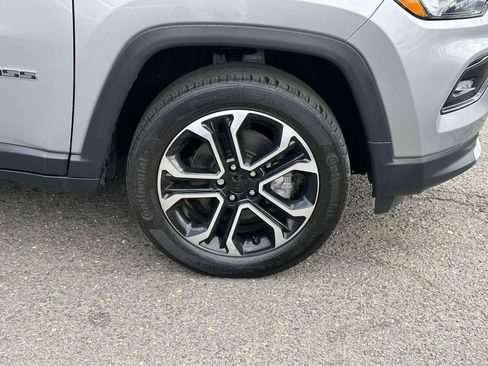 Used 2022 Jeep Compass Limited w/ Sun and Sound Group AWD/4WD image 7