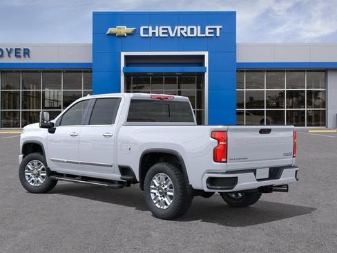 New 2026 Chevrolet Silverado 3500 High Country w/ High Country Premium Package AWD/4WD image 3