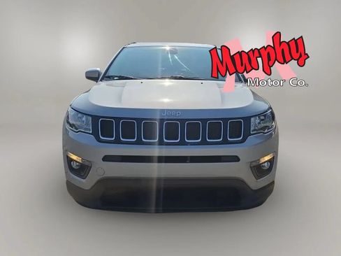 Used 2020 Jeep Compass Latitude FWD image 4