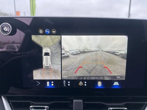 New 2026 Chevrolet Equinox LT image 24