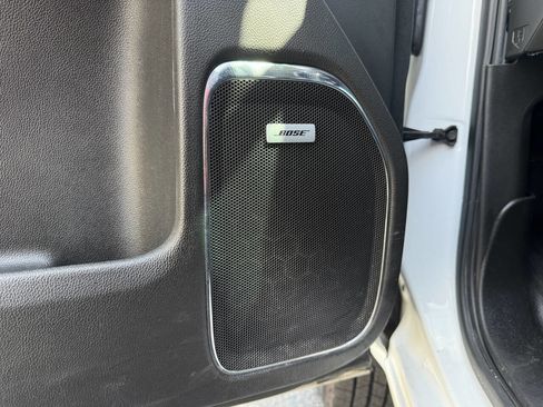 Used 2019 GMC Sierra 2500 SLT w/ Duramax Plus Package image 17