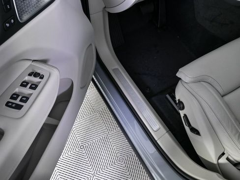 New 2026 Volvo XC60 B5 Ultra w/ Climate Package image 8