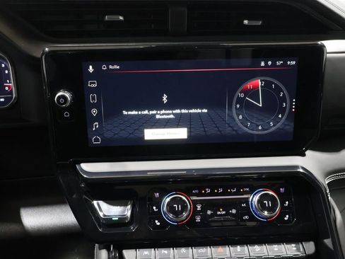 Used 2025 GMC Sierra 1500 AT4X image 27