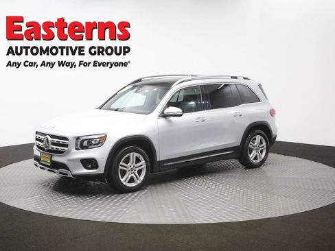 Used 2022 Mercedes-Benz GLB 250 4MATIC w/ Premium Package Lite image 56