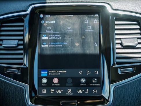 Certified 2024 Volvo XC90 T8 Plus w/ Protection Package Premier AWD/4WD image 22