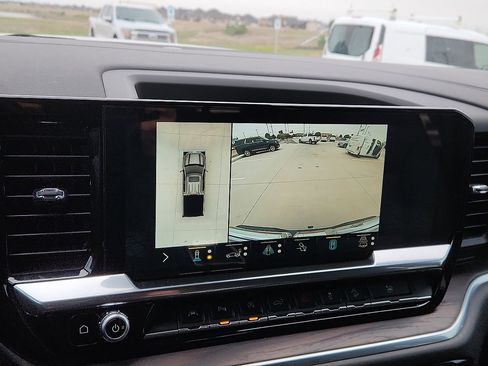 Used 2022 GMC Sierra 1500 SLT w/ SLT Premium Plus Package image 8