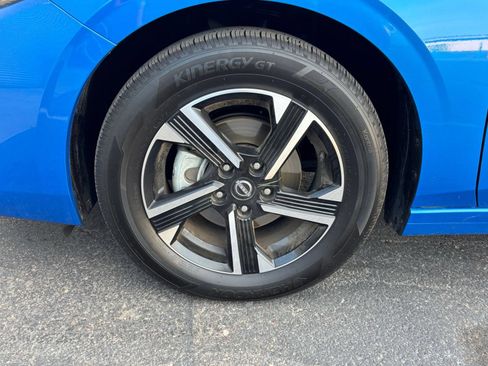 Used 2025 Nissan Sentra SV FWD image 23