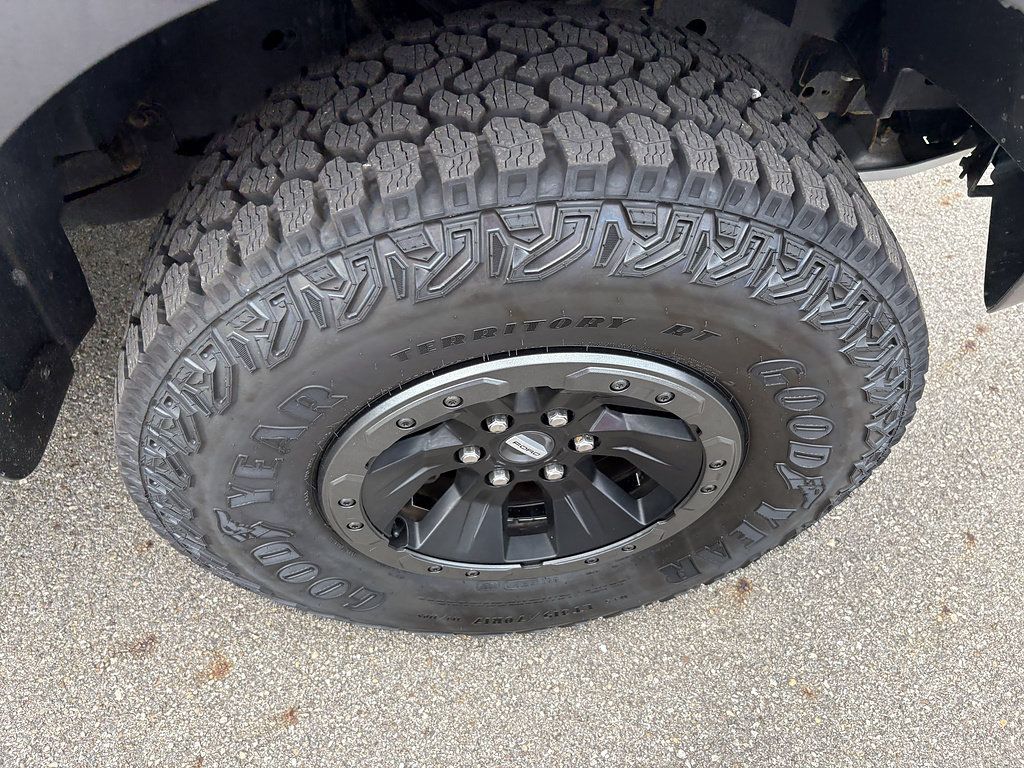 Used 2017 Ford F150 Raptor AWD/4WD image 12