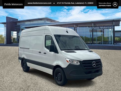 New 2025 Mercedes-Benz Sprinter 2500 image 1