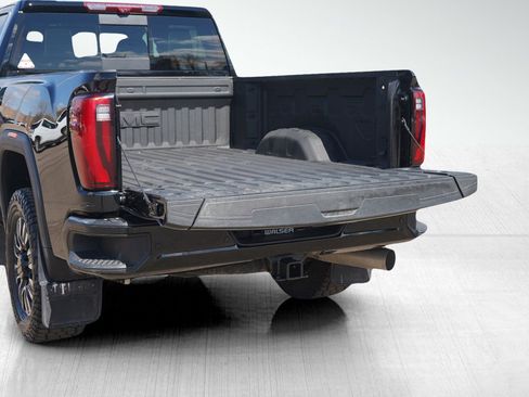 Used 2025 GMC Sierra 3500 Denali Ultimate image 14