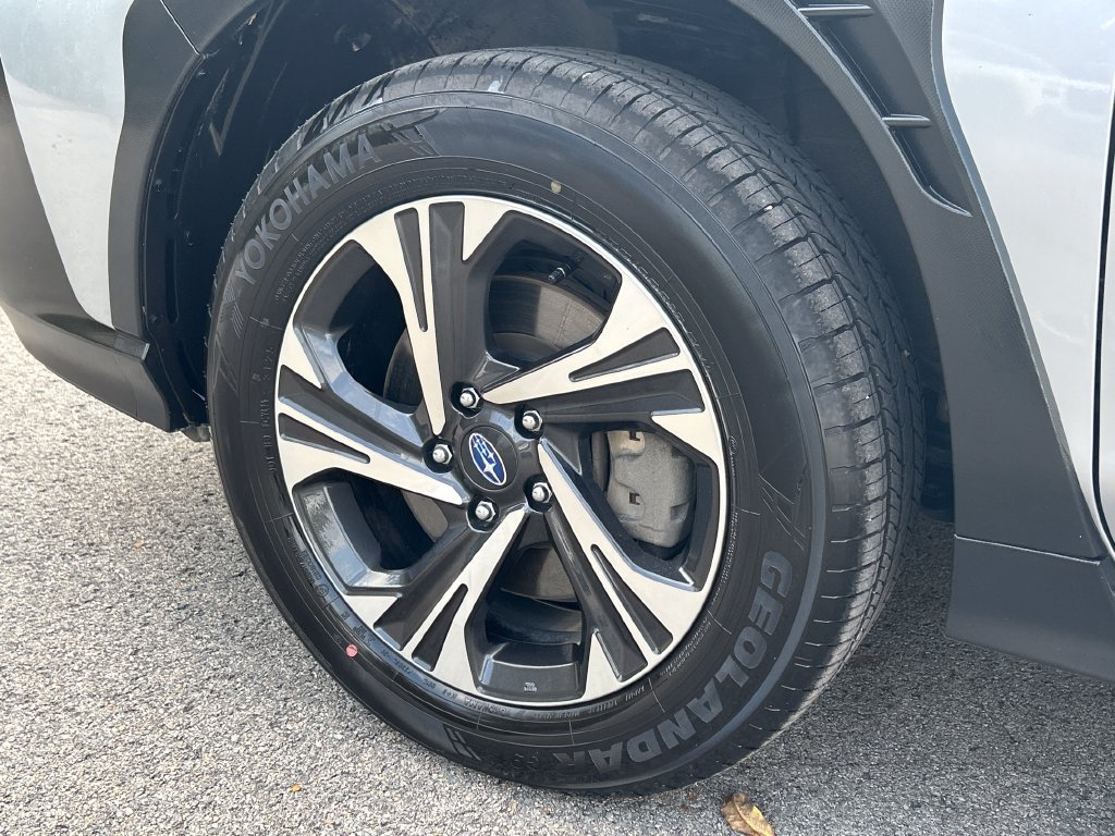 Certified 2026 Subaru Crosstrek 2.5i Premium AWD/4WD image 35