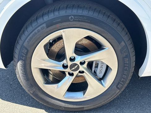 New 2026 Genesis GV70 2.5T Select AWD/4WD image 17