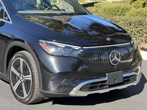 Used 2023 Mercedes-Benz EQE 350+ 4MATIC SUV w/ Exclusive Trim Package image 47