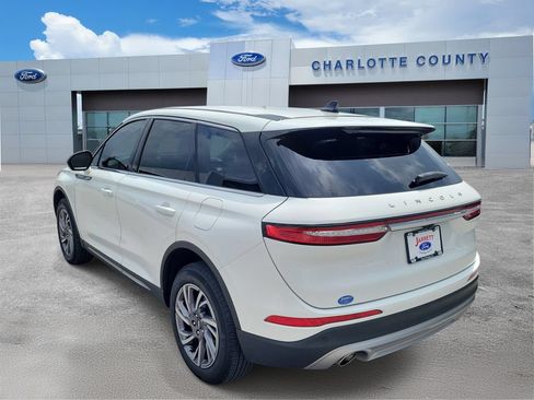 Used 2024 Lincoln Corsair FWD image 3