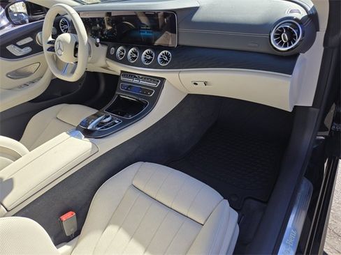 Used 2023 Mercedes-Benz E 450 4MATIC Cabriolet image 17
