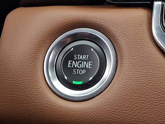 Used 2024 GMC Canyon AT4 w/ Canyon Safety Plus Package AWD/4WD image 19
