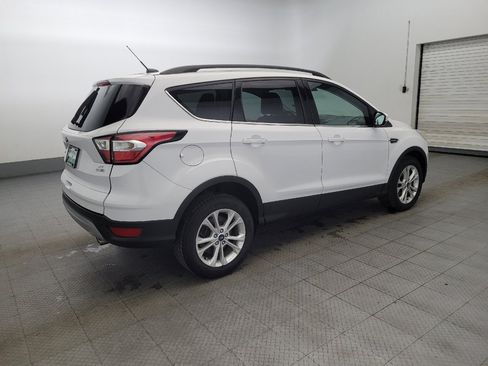 Used 2017 Ford Escape SE w/ Equipment Group 201A image 10