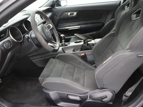 Used 2018 Ford Mustang Shelby GT350 w/ Electronics Package RWD image 8