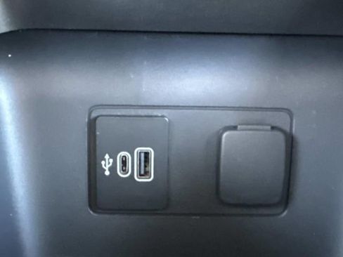 New 2026 Ford Explorer Active w/ Active Comfort Package image 22