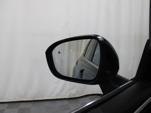 Used 2022 Mitsubishi Outlander SE image 12