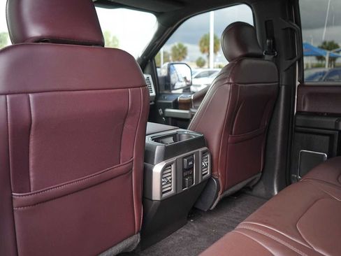 Used 2016 Ford F150 Platinum w/ Equipment Group 701A Luxury AWD/4WD image 13