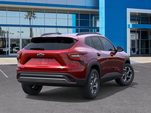 New 2026 Chevrolet Trax LT w/ Driver Confidence Package image 4